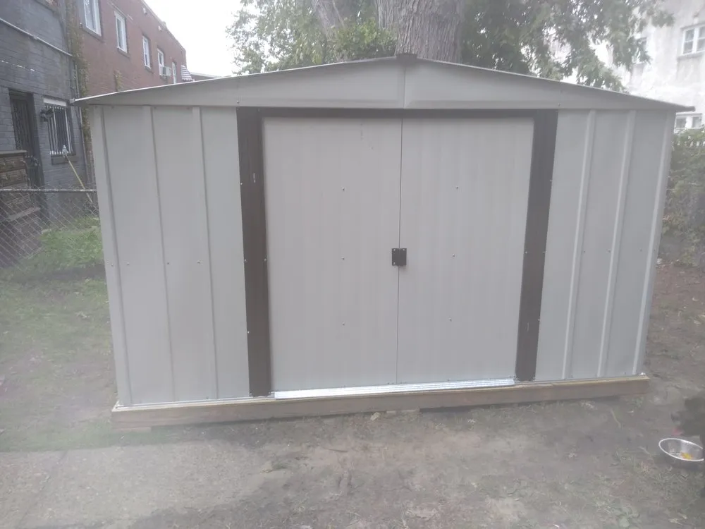 Custom outdoor landscaping in Camden, NJ - Lee's Landscaping & Outdoor Solution