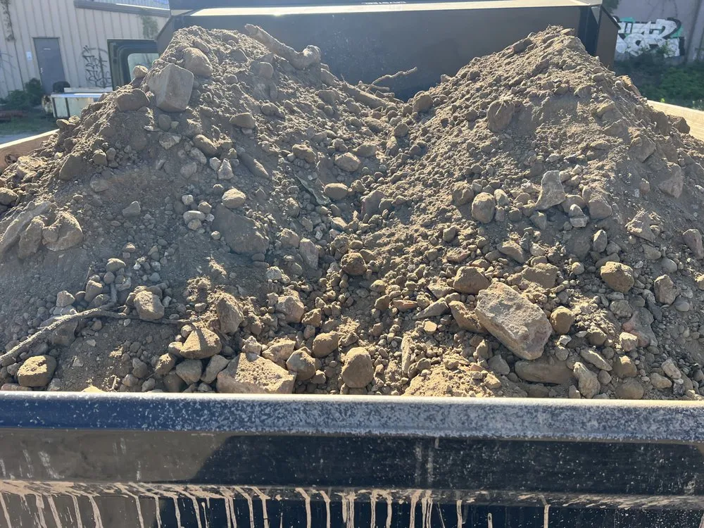 Reliable yard cleanup service for homes across Louisville, KY - Lee's Landscaping Materials & More