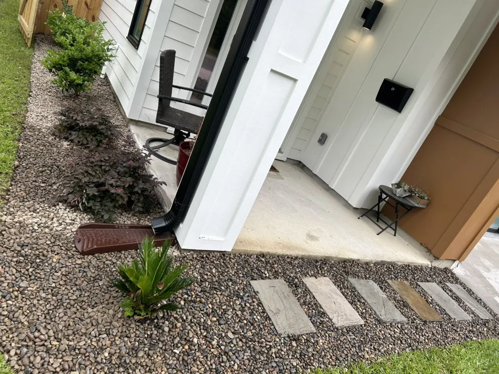 Affordable landscaping services in Wilmington, NC by Lee's Landscaping