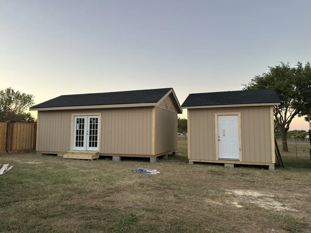 Affordable lawn mowing service with custom design across Fort Worth, TX - Lee's Lawn & Garden