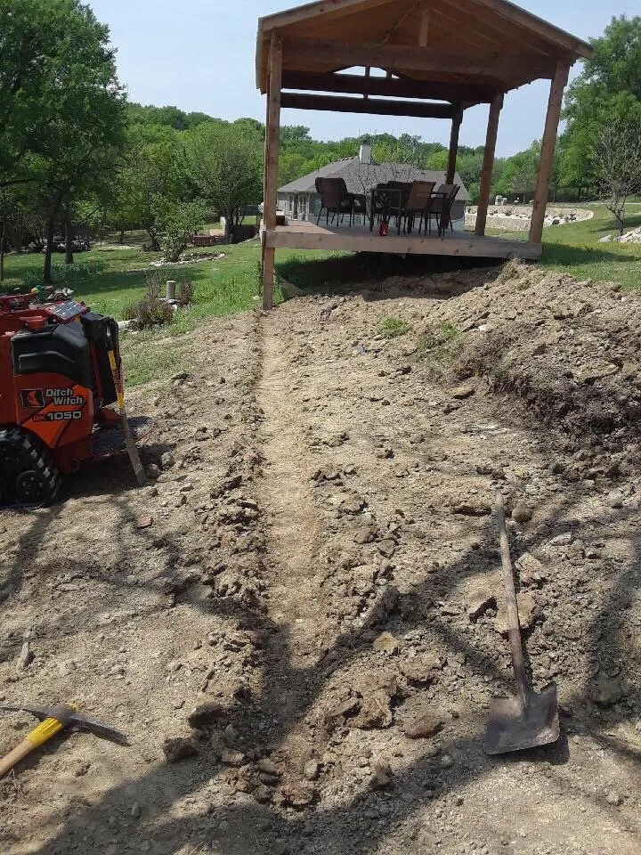 Custom garden landscaping in Fort Worth, TX by Lee's Lawn & Garden