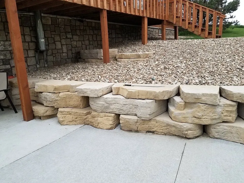 Trusted garden landscaping in Cedar Rapids, IA by Lee's Lawn and Landscape