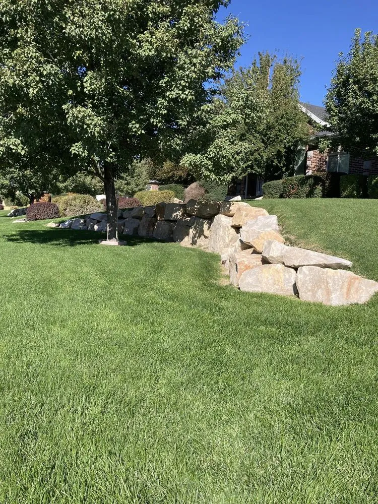 Affordable outdoor landscaping experts serving Nephi, UT - Lee's Lawn Care and Maintenance