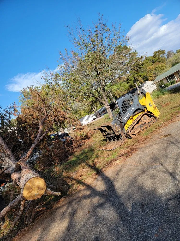 Affordable lawn mowing service in Anderson, SC - Lee's Lawn Care