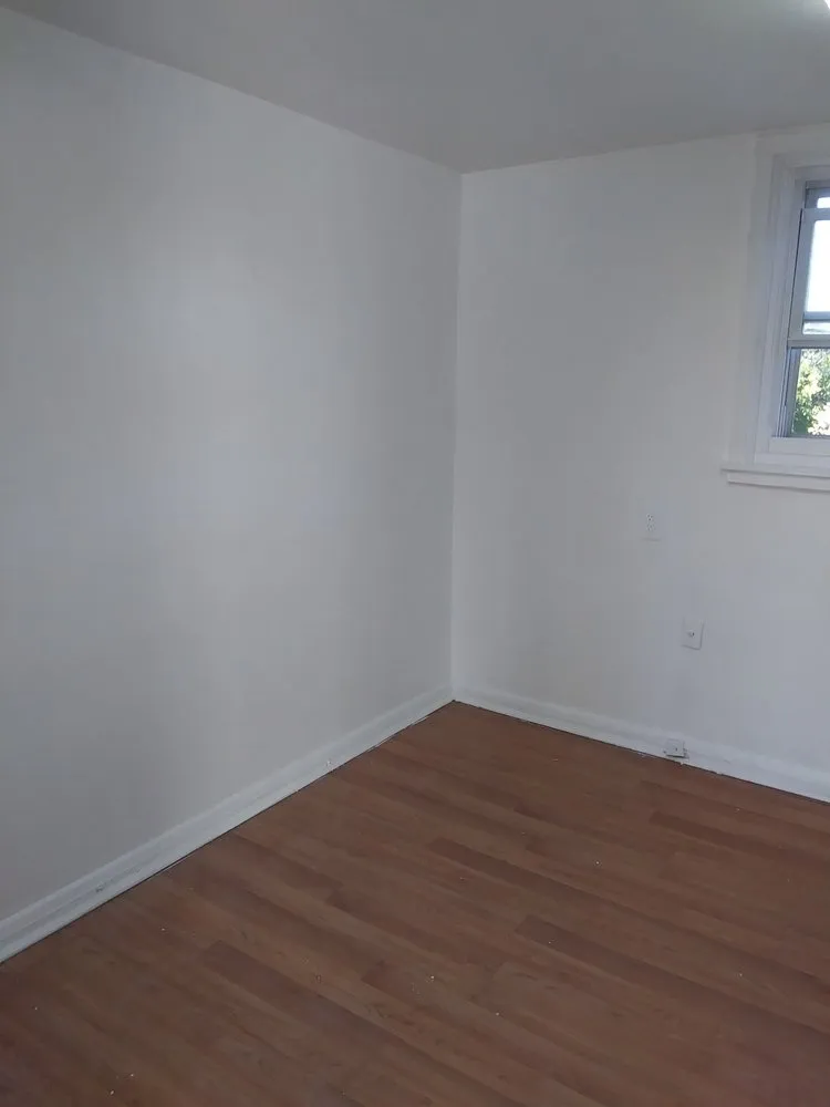 Affordable lawn care service for year-round maintenance across Baltimore, MD - Lee's Lawn Care Hauling and Home Improvement Services