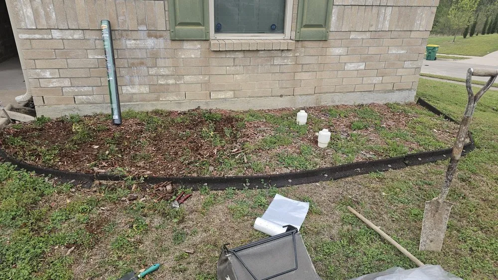 Top-rated lawn care service in Dallas, TX by Lee's Lawn