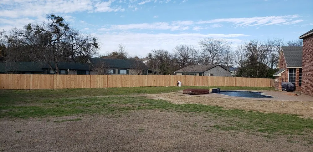 Professional lawn mowing service in Dallas, TX - Lee's Lawn