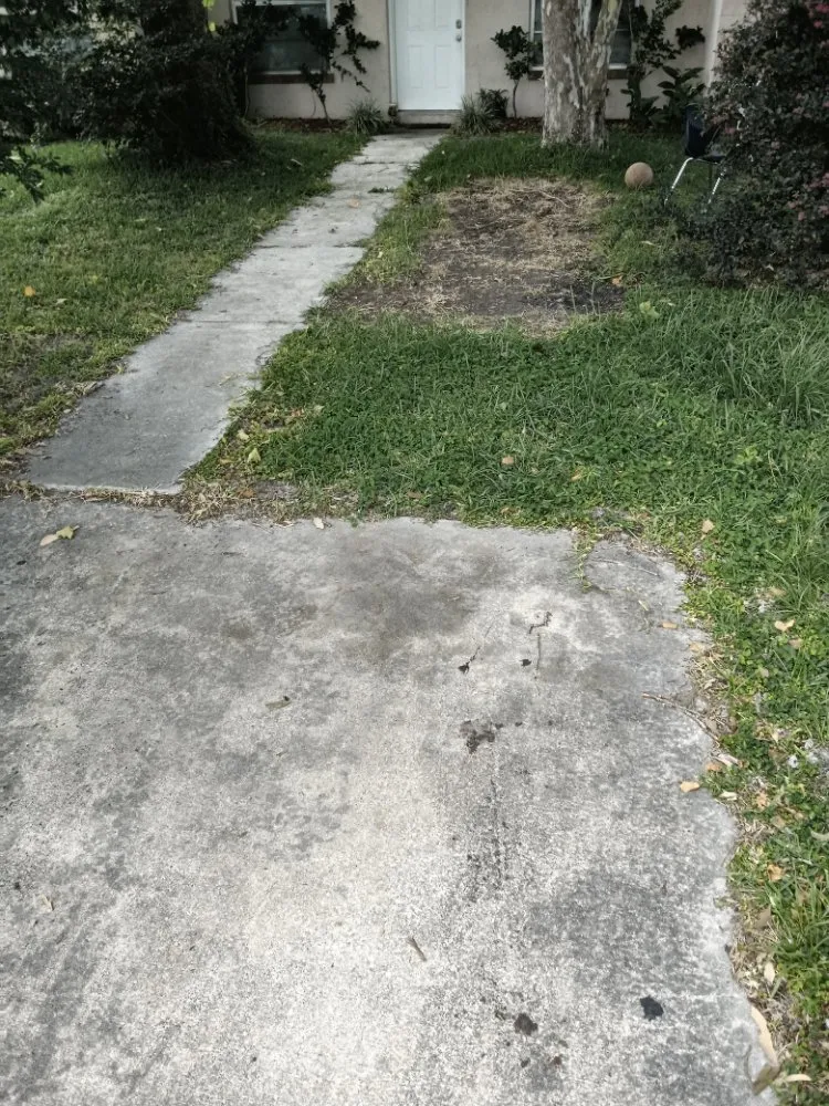 Affordable outdoor landscaping experts serving Middleburg, FL - Lee's Lawn Service and More