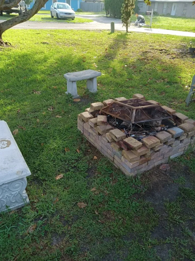 Professional lawn care service for homes across Middleburg, FL - Lee's Lawn Service and More