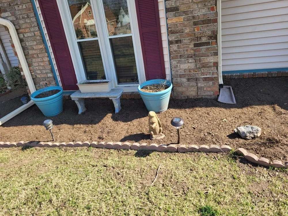 Top-rated landscape design for year-round maintenance in Memphis, TN by Lee's Lawn Services