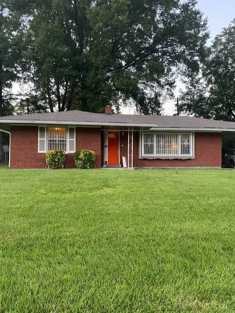 Trusted landscape design for year-round maintenance in Germantown, TN by Lee’s Mowing More