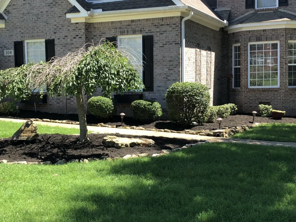 Top-rated outdoor landscaping in Huntsville, AL - Lee's Pro Turf