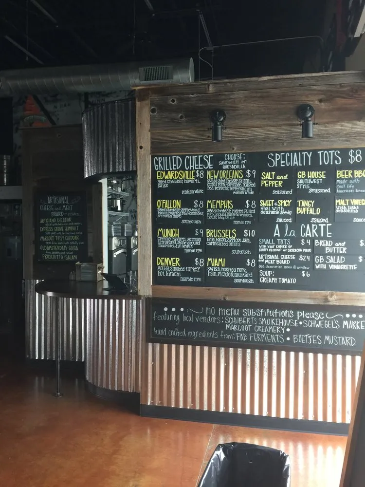 Affordable yard maintenance for year-round maintenance across Edwardsville, IL - Lee's Services Residential & Commercial Remodeling & Landscape