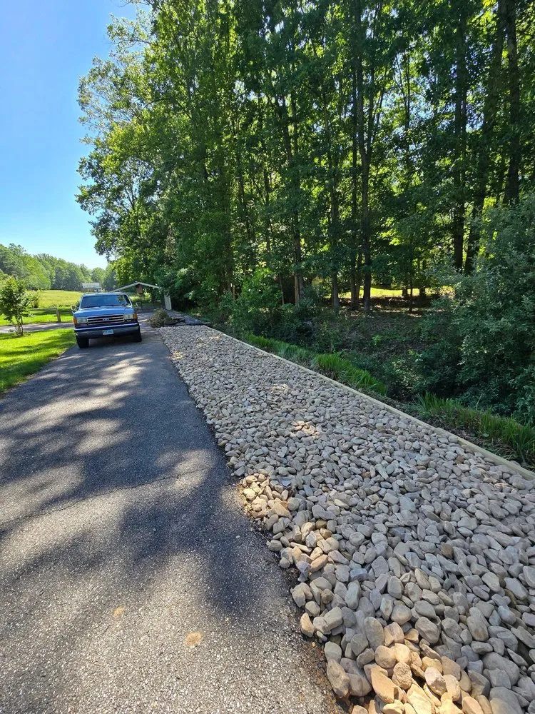 Professional garden landscaping in Lynchburg, VA - Leesville Landscape Supplies