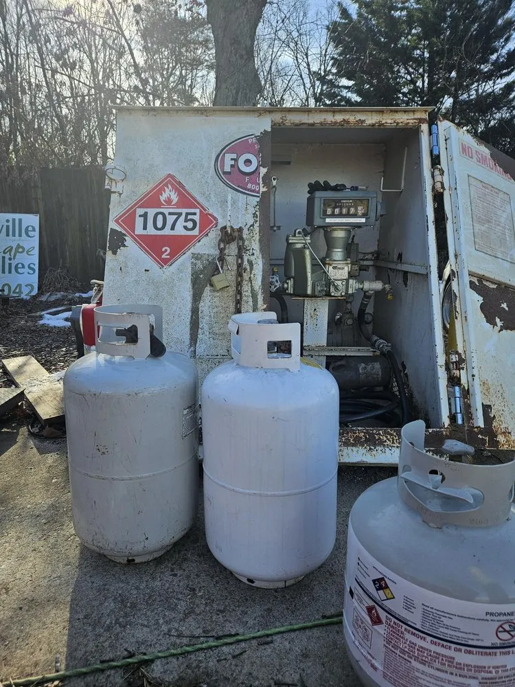 Custom yard maintenance in Lynchburg, VA by Leesville Landscape Supplies