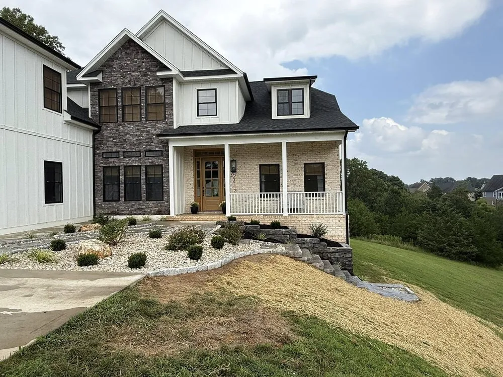 Trusted outdoor landscaping experts serving Lynchburg, VA - Leesville Landscape Supplies