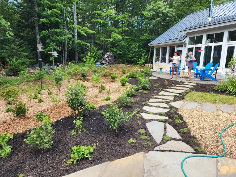 Custom landscape design experts serving Brunswick, ME - Leeward Fine Gardening