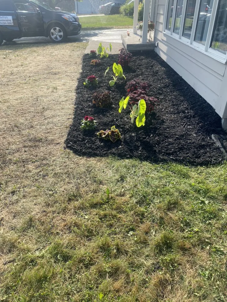 Affordable outdoor landscaping in Livonia, NY - Leftys Landscaping