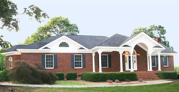 Legacy Landscape and Design Logo