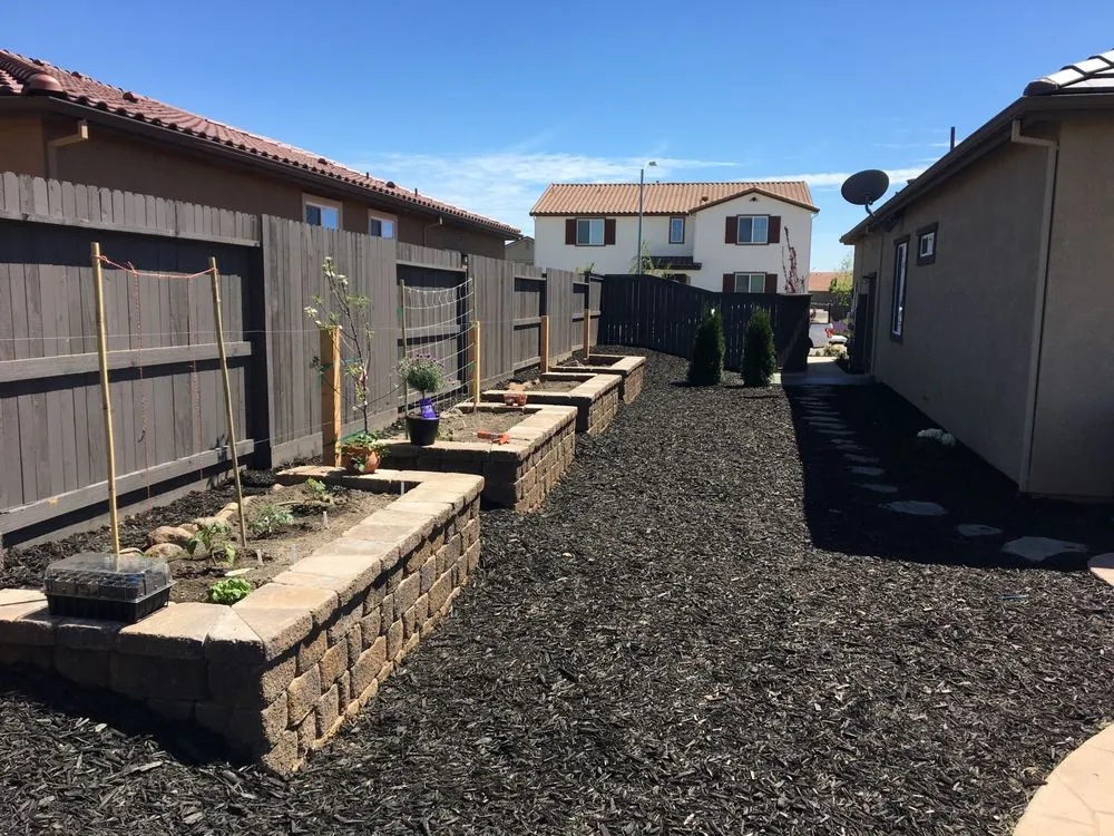 Affordable yard maintenance for residential properties across Rancho Cordova, CA - Legacy Landscape Construction