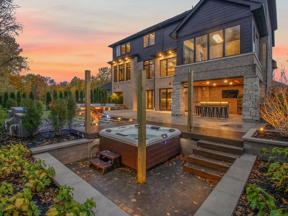 Expert yard maintenance in Macomb, MI - Legacy Landscape