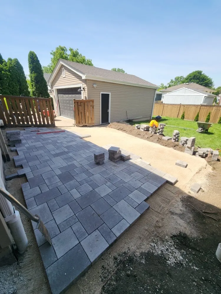 Affordable yard maintenance in Elgin, IL by Legacy Landscapes