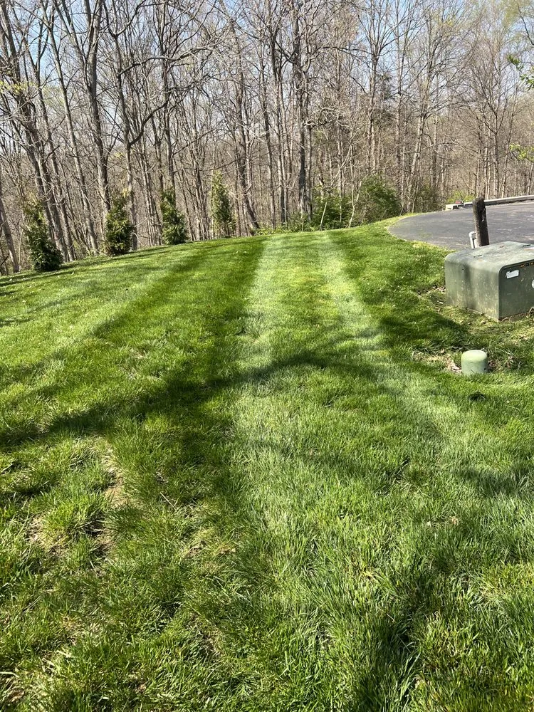 Custom landscape design experts serving Amelia, OH - Legacy Landscaping