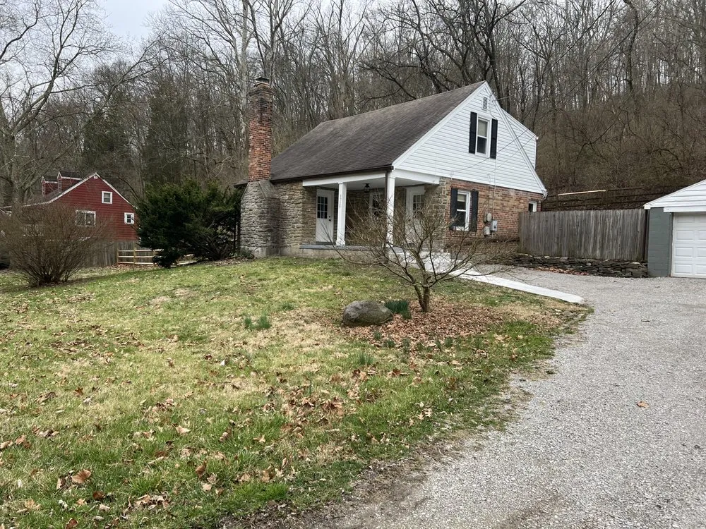 Top-rated lawn mowing service in Amelia, OH by Legacy Landscaping