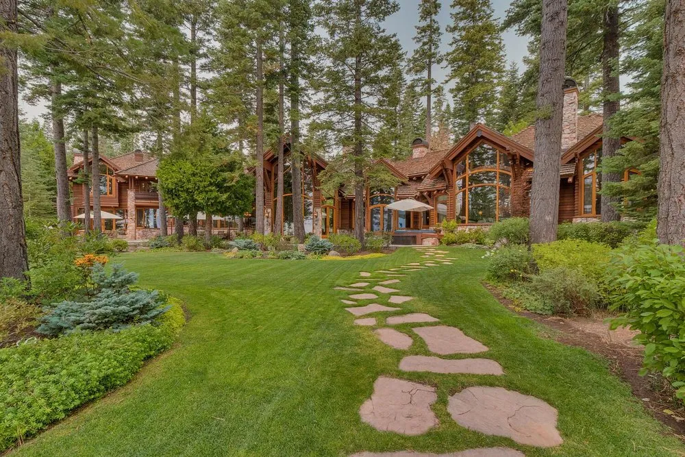 Professional yard cleanup service in Carson City, NV - Legacy Landscaping