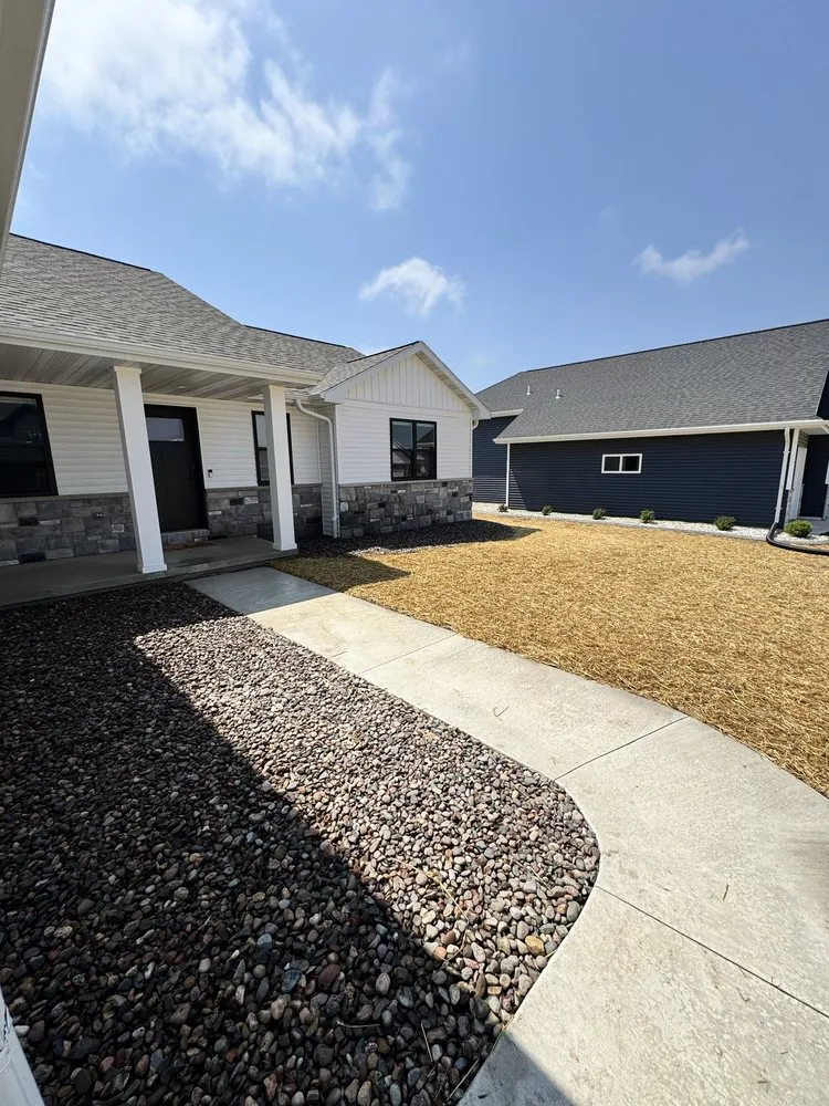 Reliable yard cleanup service in Freedom, WI - Legacy Landworx