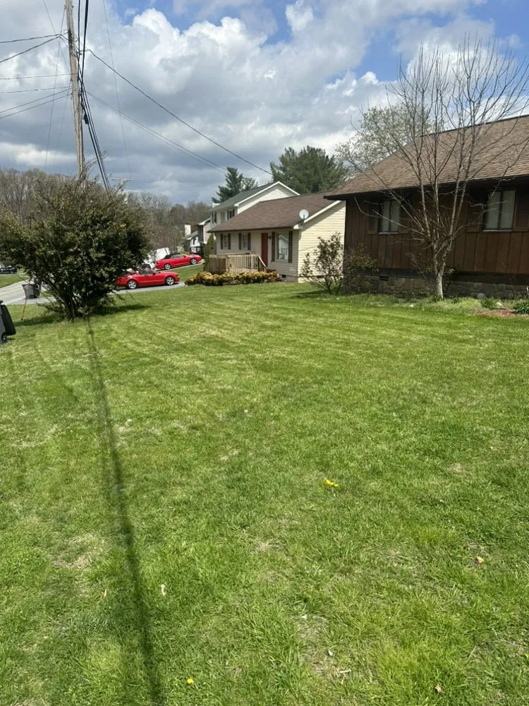 Top-rated garden landscaping with custom design in Kingsport, TN by Legacy Lawn Care