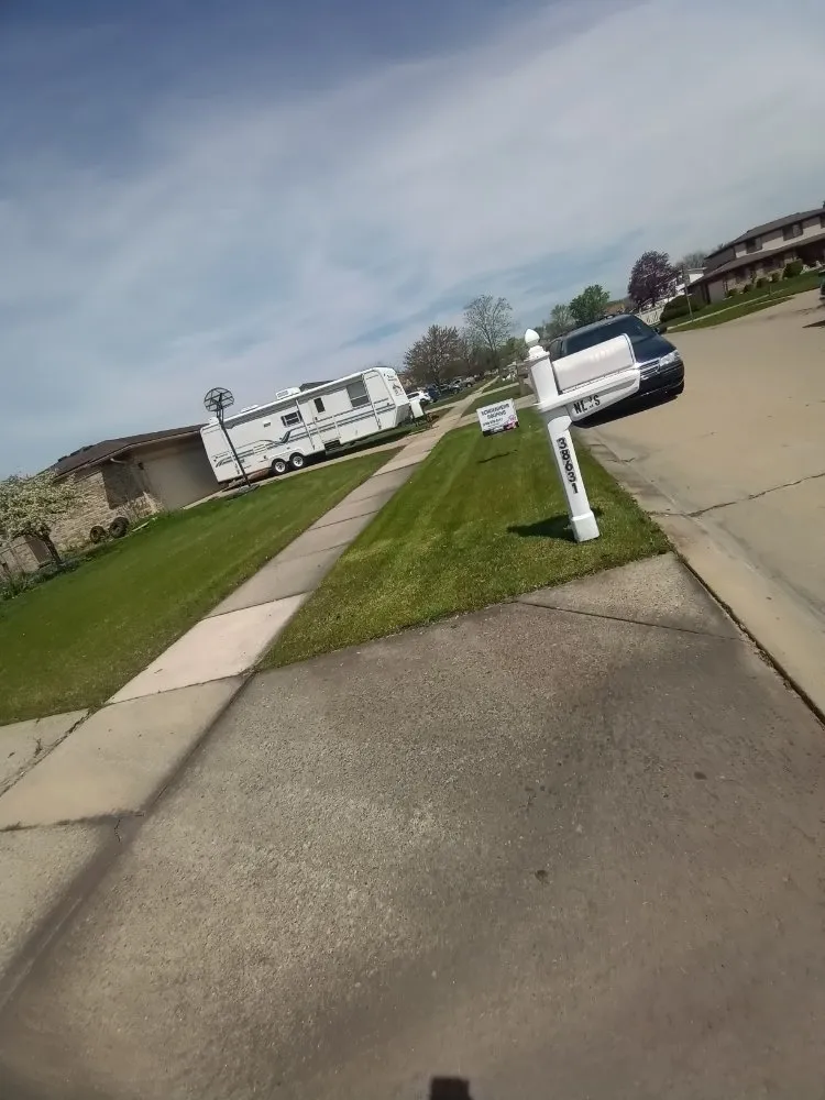 Professional lawn care service in Sterling Heights, MI - Legacy Lawn Service