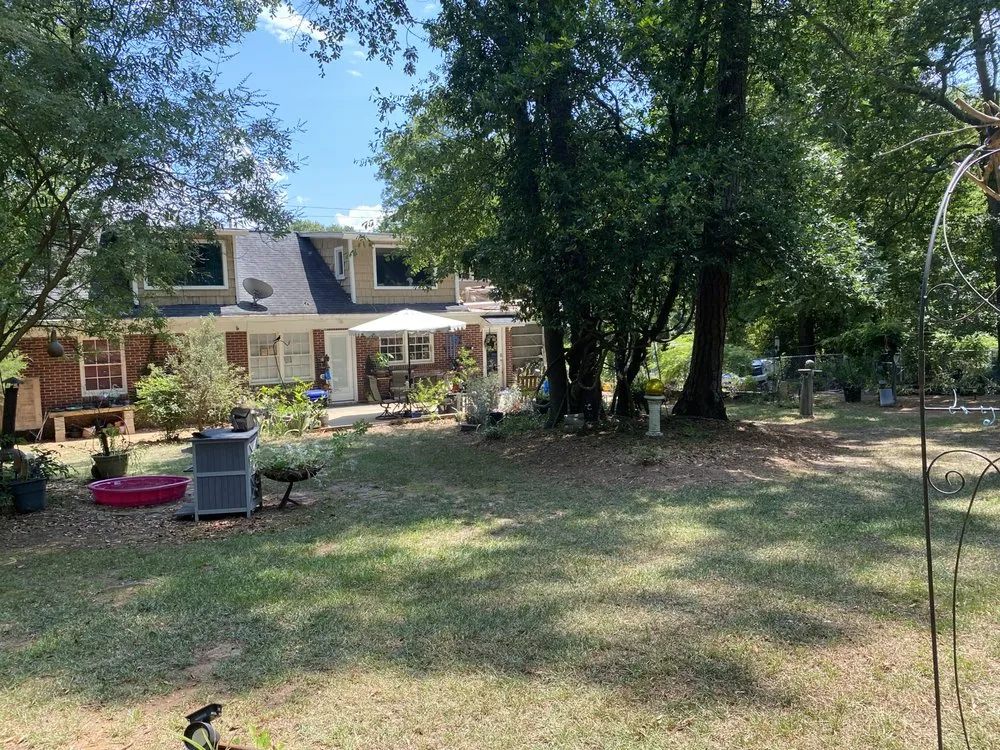 Professional yard maintenance experts serving Lexington, SC - Legacy Lawns