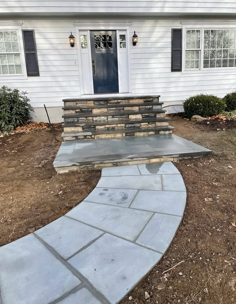 Top-rated yard cleanup service in Norwalk, CT by Legacy Mason Contractors