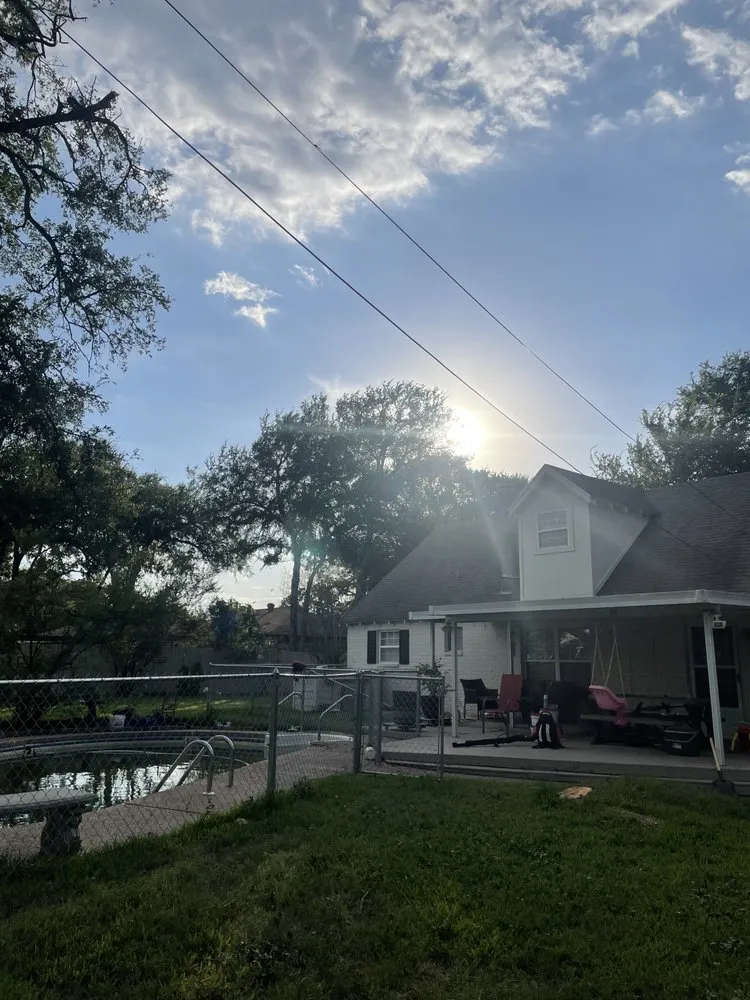 Expert landscaping services in Waco, TX by Legacy Pressure Washing & lawn care