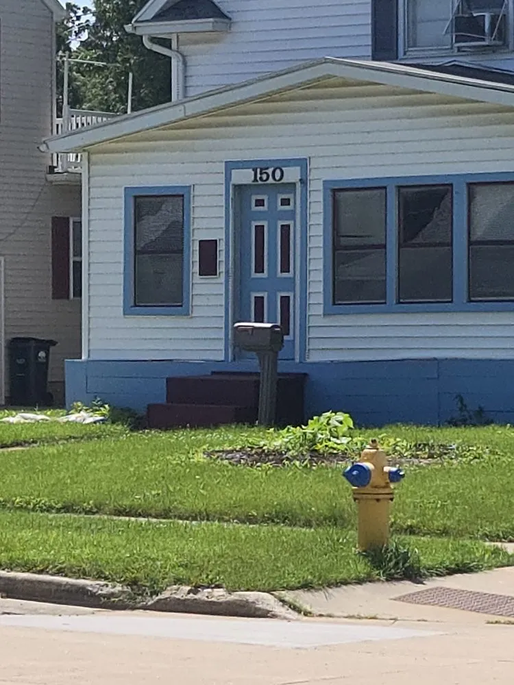 Professional lawn care service experts serving Oshkosh, WI - Legacy UpKeep