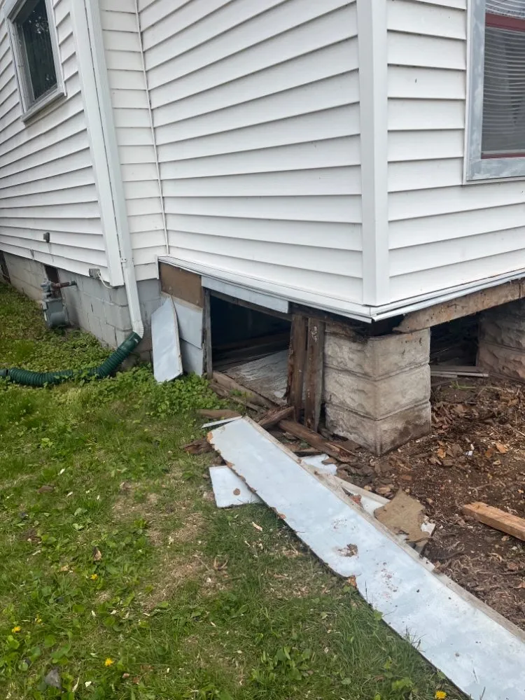 Local yard cleanup service for homes in Oshkosh, WI by Legacy UpKeep