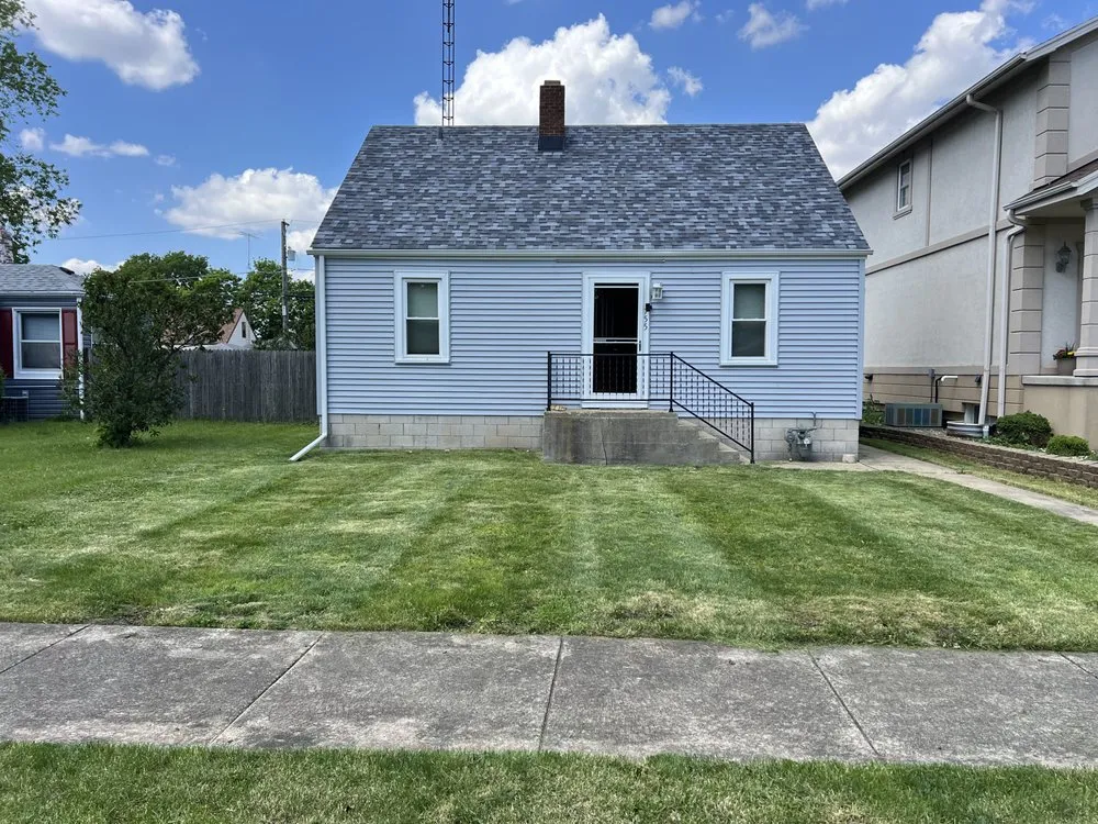 Affordable residential landscaping in Kankakee, IL by Legacy’s Lawn Care