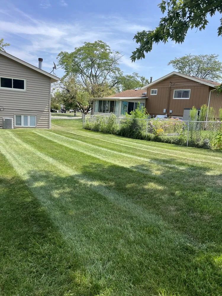Top-rated landscaping services in Kankakee, IL by Legacy’s Lawn Care