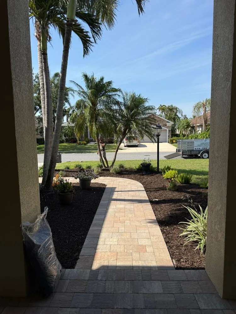 Professional landscaping services experts serving Valrico, FL - Legatum Property Professionals