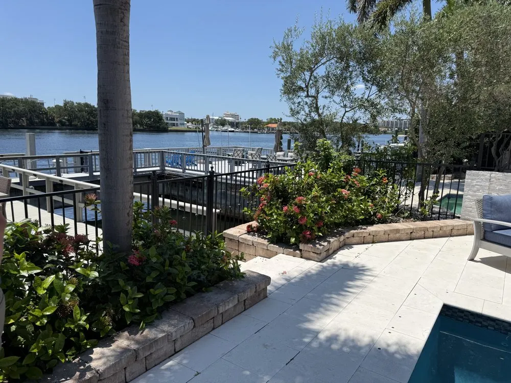 Custom landscape design experts serving Valrico, FL - Legatum Property Professionals