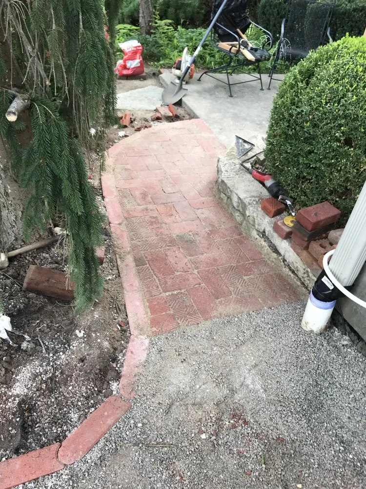 Top-rated garden landscaping experts serving Marshall, MO - Legendary Landscape Design