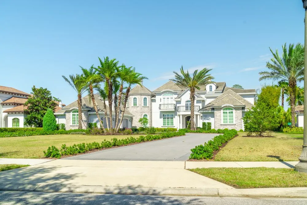 Expert yard maintenance for year-round maintenance in Winter Garden, FL by Legendary Landscape