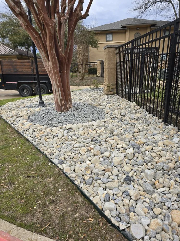 Expert landscaping services for year-round maintenance across Tyler, TX - Legendary Landscapes