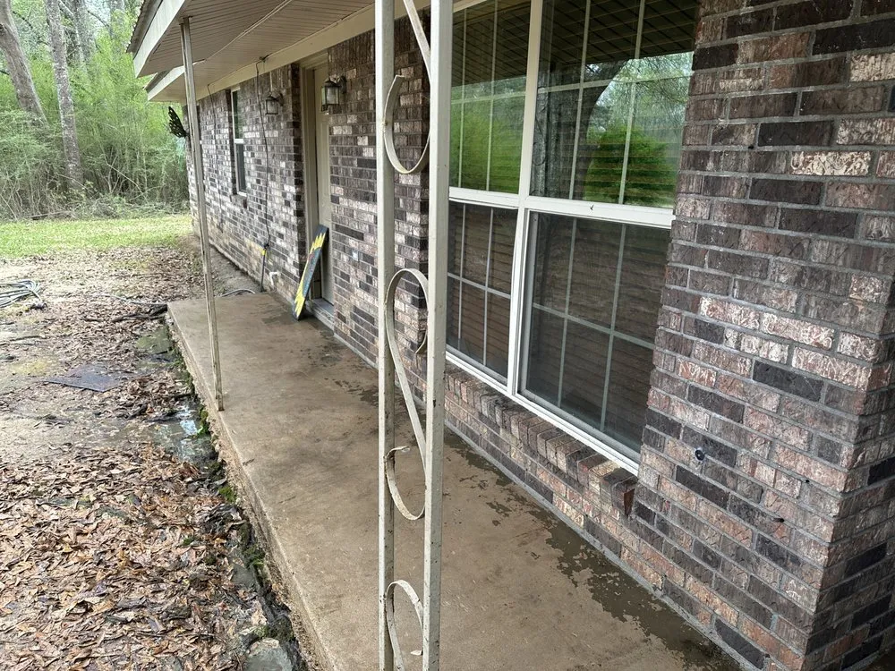 Top-rated outdoor landscaping for beautiful yards across Gulfport, MS - Legendary landscaping