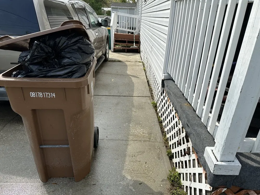 Trusted yard cleanup service near you in Gulfport, MS by Legendary landscaping