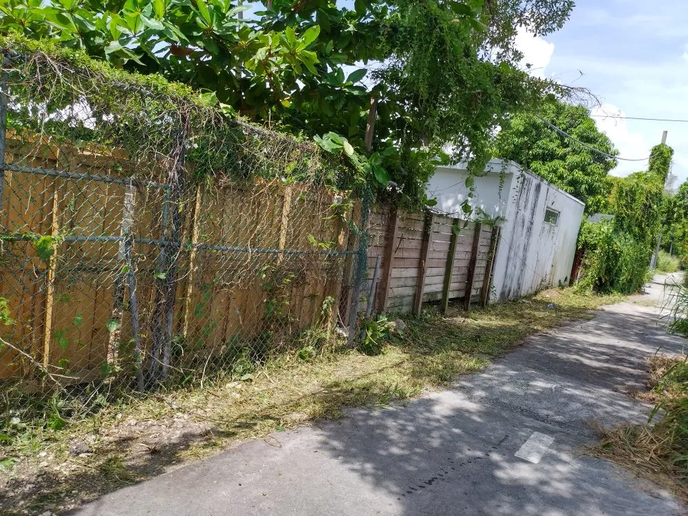 Local outdoor landscaping near you across Miami, FL - Legendary Lawn Care