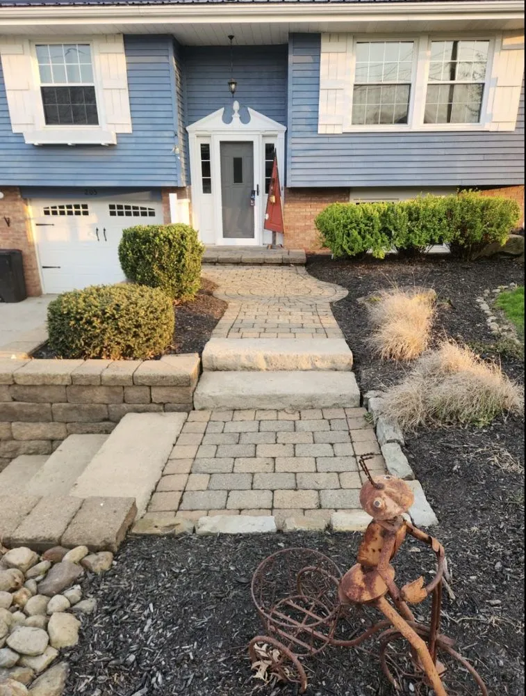 Top-rated landscape installation experts serving Cheswick, PA - Legendary Lawn Care Service