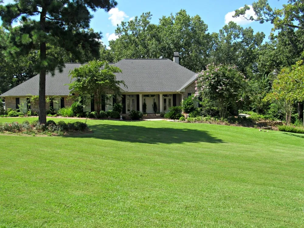 Local landscape installation experts serving Benton, LA - Legendary Lawn Care Services