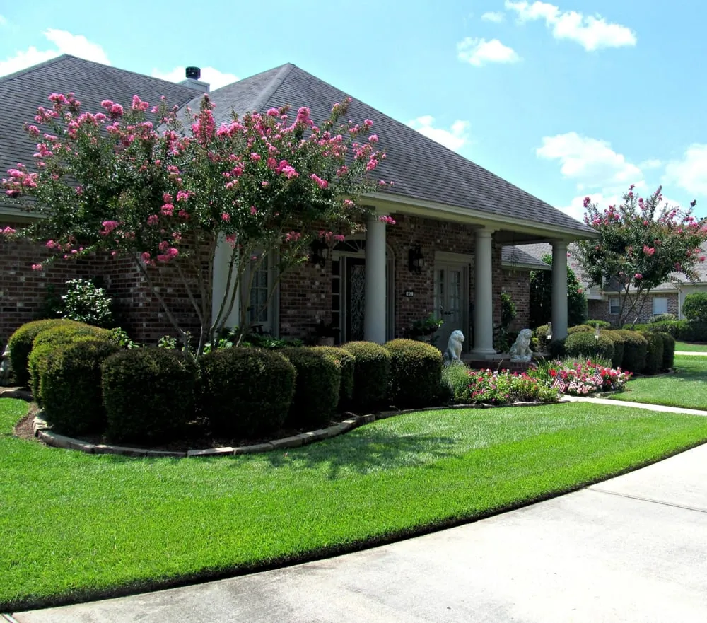 Expert lawn mowing service in Benton, LA by Legendary Lawn Care Services